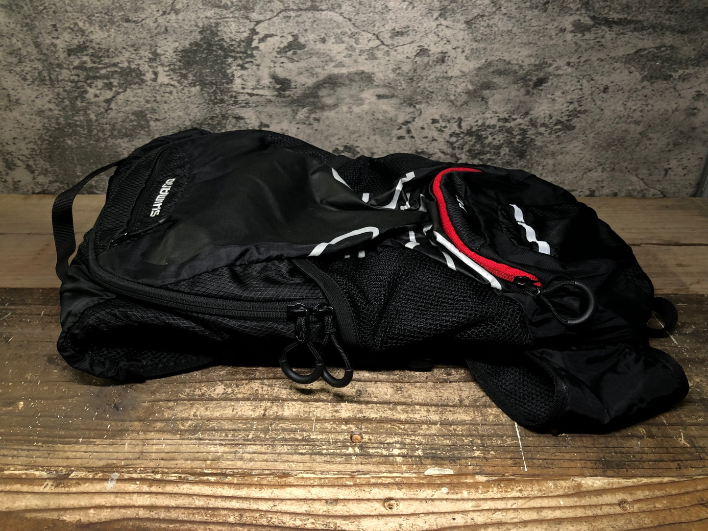 IW796 シマノ SHIMANO R12 リュック バックパック 黒