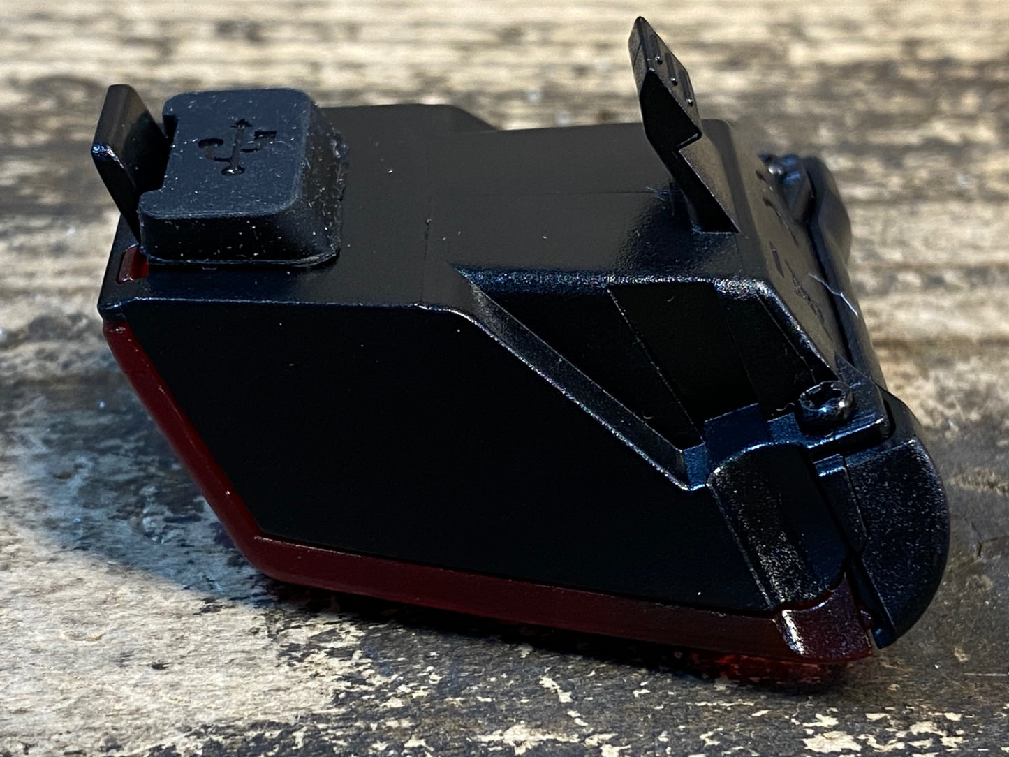 IV821 ジャイアント GIANT Numen+ Uniclip TL テールライト