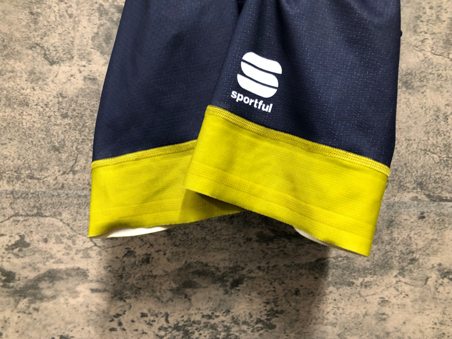 IZ529 スポーツフル Sportful ビブショーツ 紺 XS ※擦れ