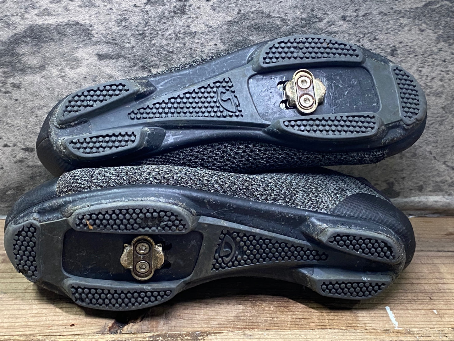 IU044 ジロ GIRO リパブリック REPUBLIC KNIT 44サイズ