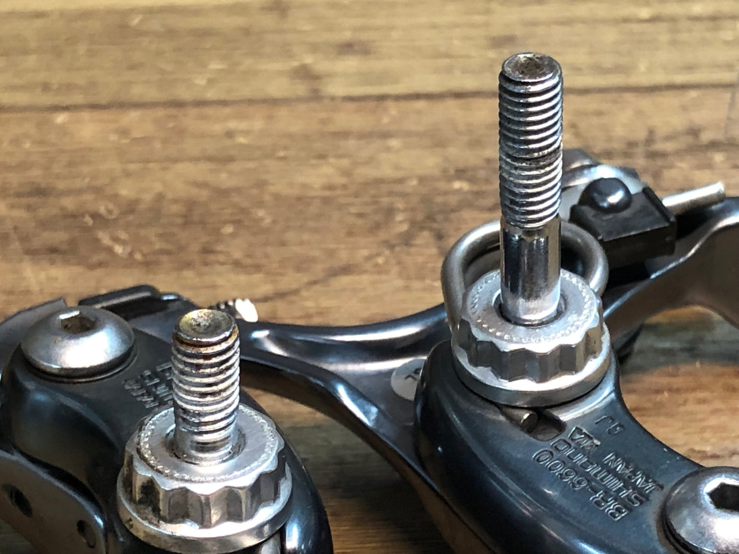 IN722 シマノ SHIMANO アルテグラ ULTEGRA BR-6600 ブレーキキャリパー セット ※固定ナット、シューホルダー欠品