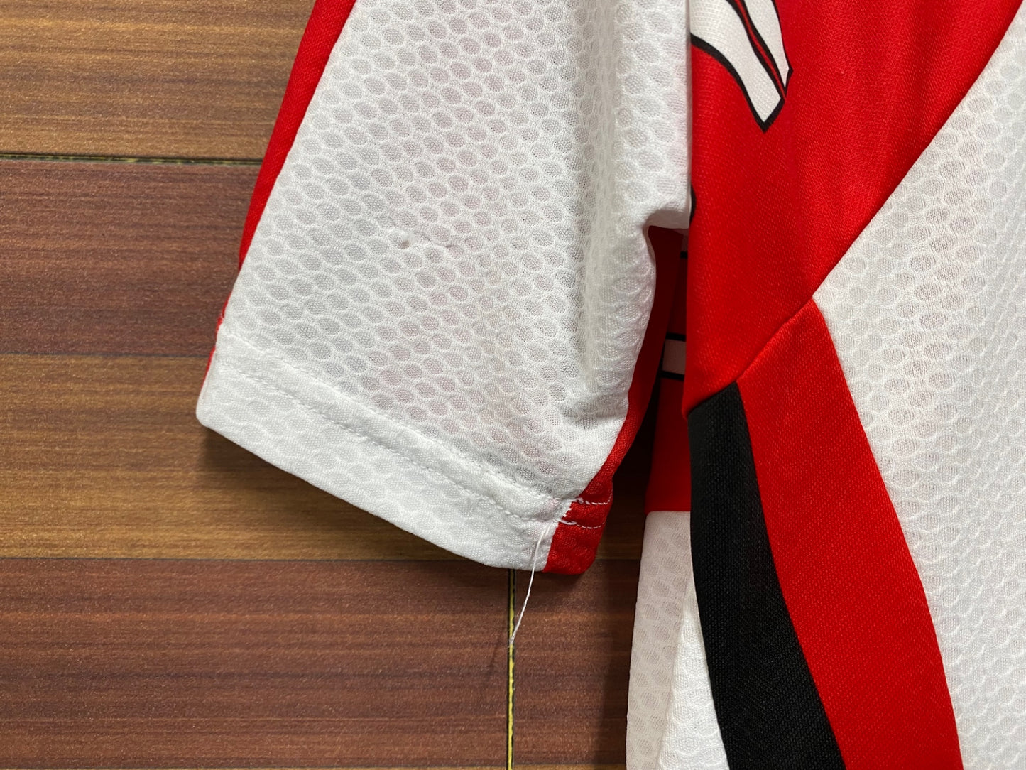 IN869 カステリ CASTELLI 半袖 サイクルジャージ 白 赤 XL ※ほつれ