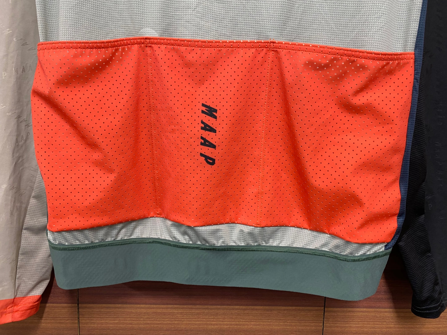 IN595 マープ MAAP PRO FIT JERSEY 長袖 サイクルジャージ 黒 深緑 ベーシュ XL