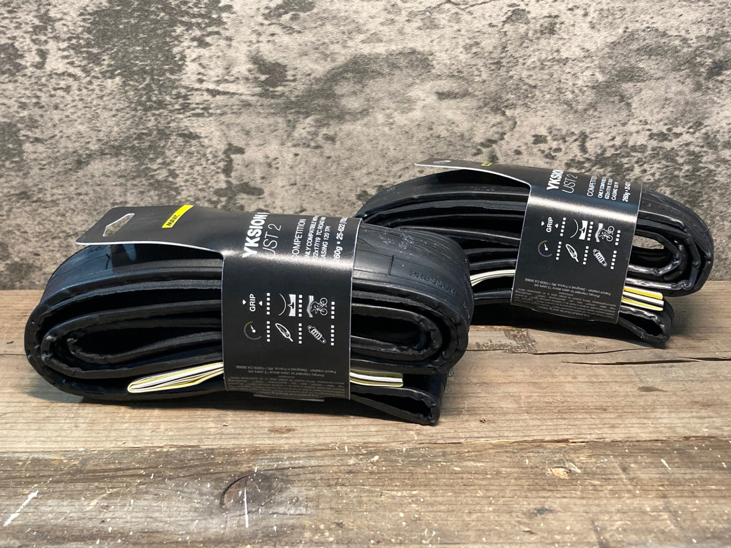 IO109 マヴィック MAVIC イクシオン YKSION PRO UST 2 700C×25C 2本セット