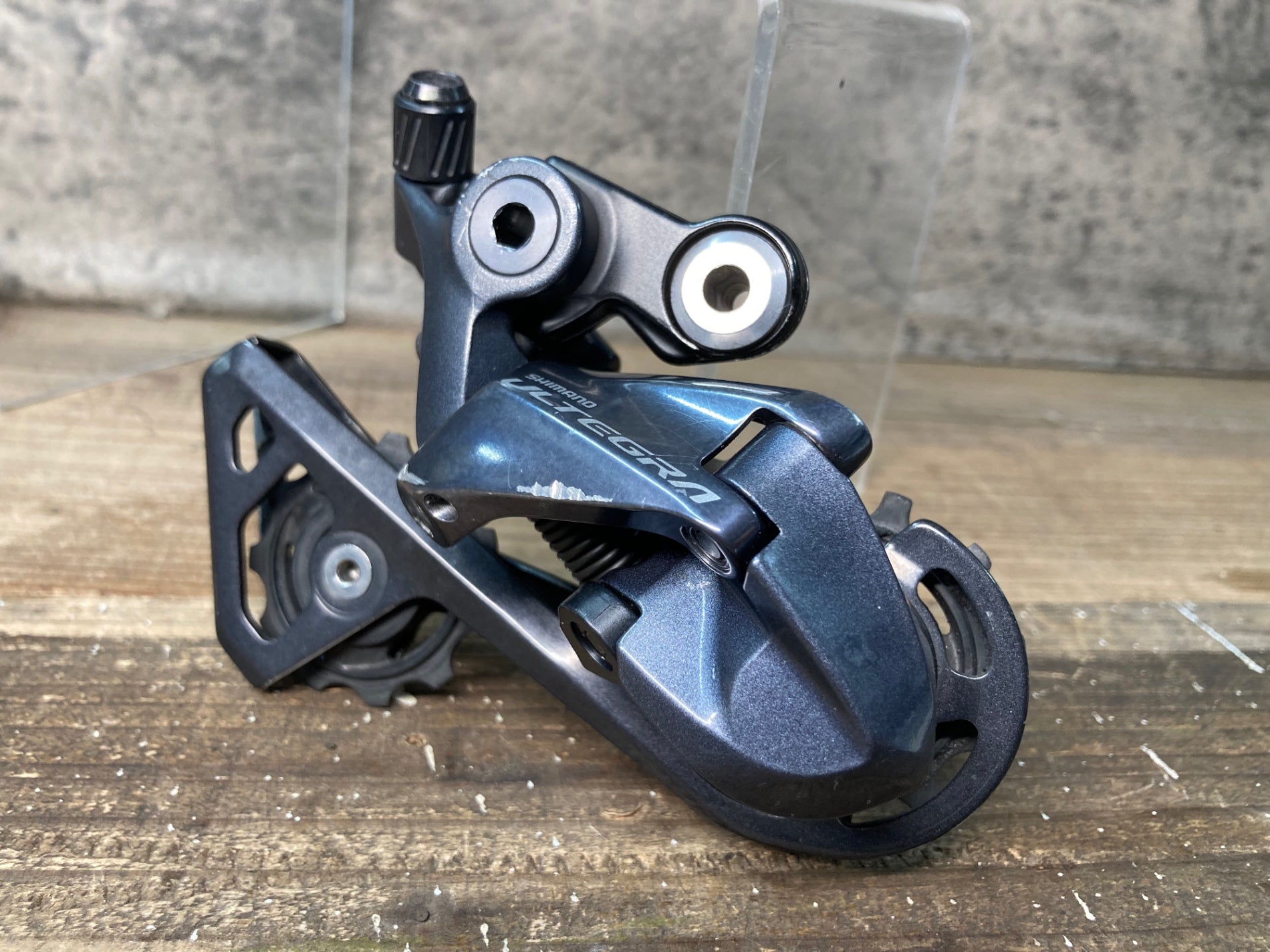 IS098 シマノ SHIMANO 105 RD-R7000 SS のぞかせる リア