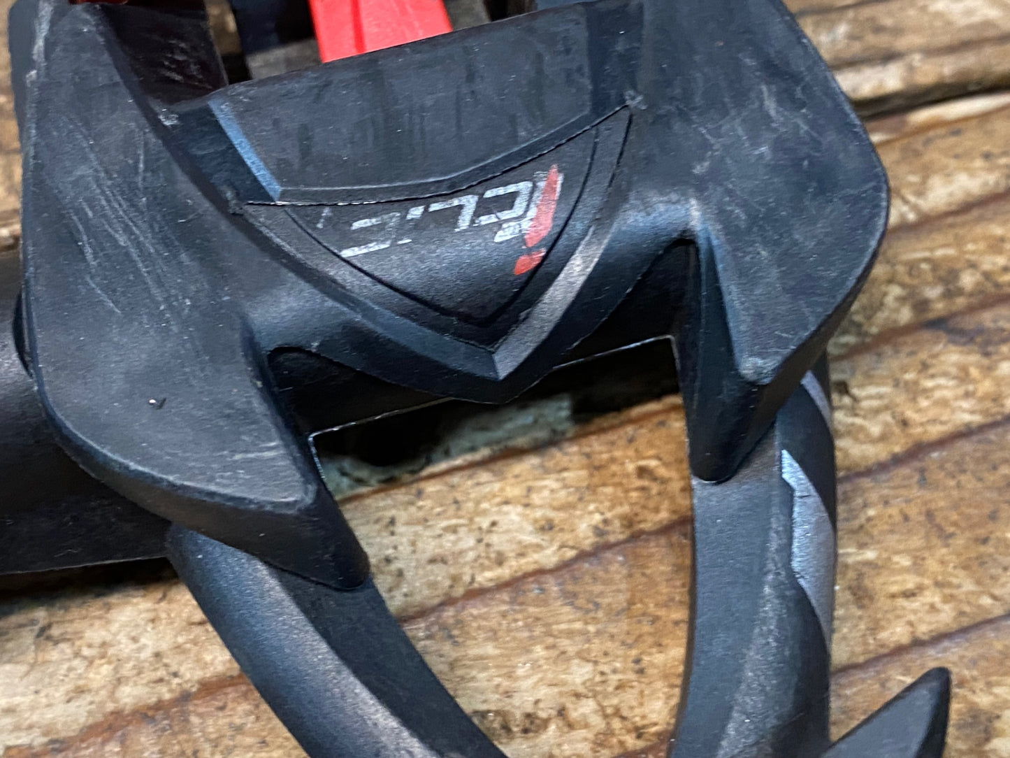 JA307 タイム TIME CARBO FLEX ビンディングペダル 黒 赤 チタンシャフト