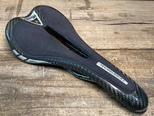 IQ579 セライタリア selle ITALIA SLR TEKNOLOGIKA FLOW カーボンレール サドル