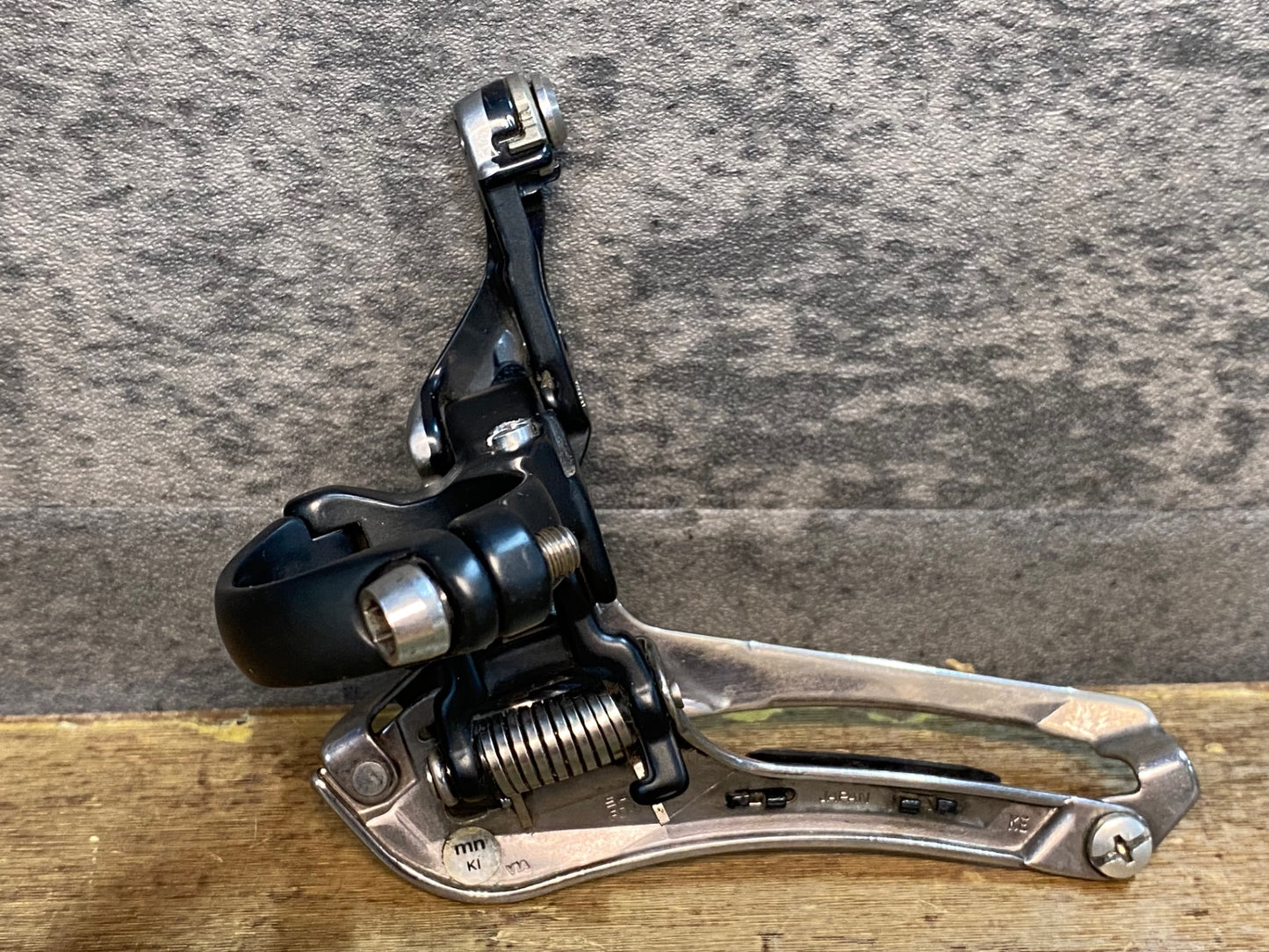 IR727 シマノ SHIMANO デュラエース DURA-ACE FD-9000 フロントディレイラー バンド式 Φ31.8