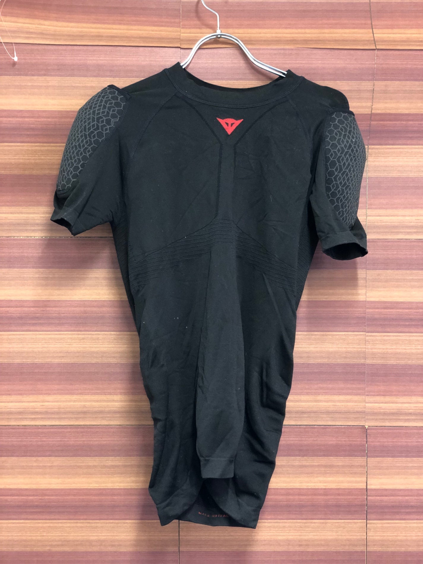 IQ854 ダイネーゼ DAINESE TRAILKNIT PRO ARMOR TEE 半袖 べースレイヤー プロテクター 黒 L