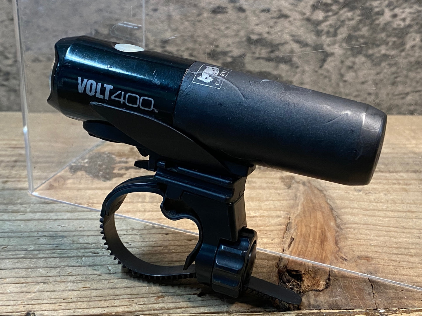 IN578 キャットアイ CATEYE VOLT400 フロントライト ※点灯確認済み