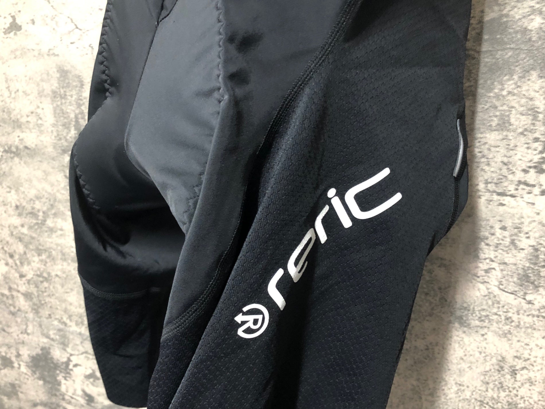 IO965 レリック reric ビブショーツ 黒 L – BICI AMORE EQ STORE