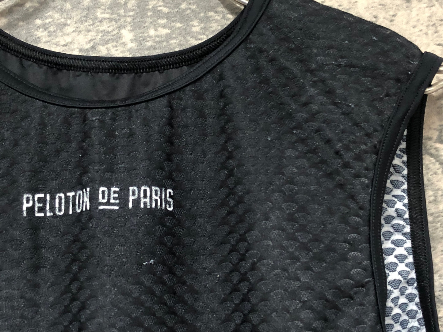 IW788 プロトンドパリ Peloton de Paris ノースリーブ べースレイヤー 黒 XS