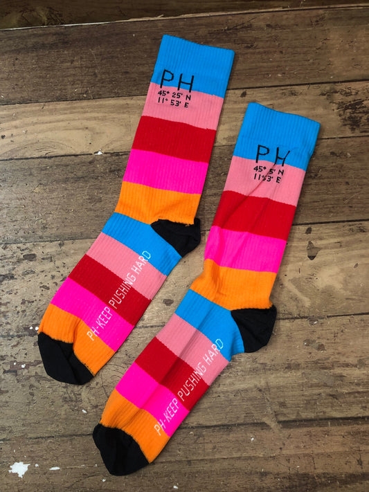 IO592 プッシュハード PUSH HARD ソックス レインボー 40-42