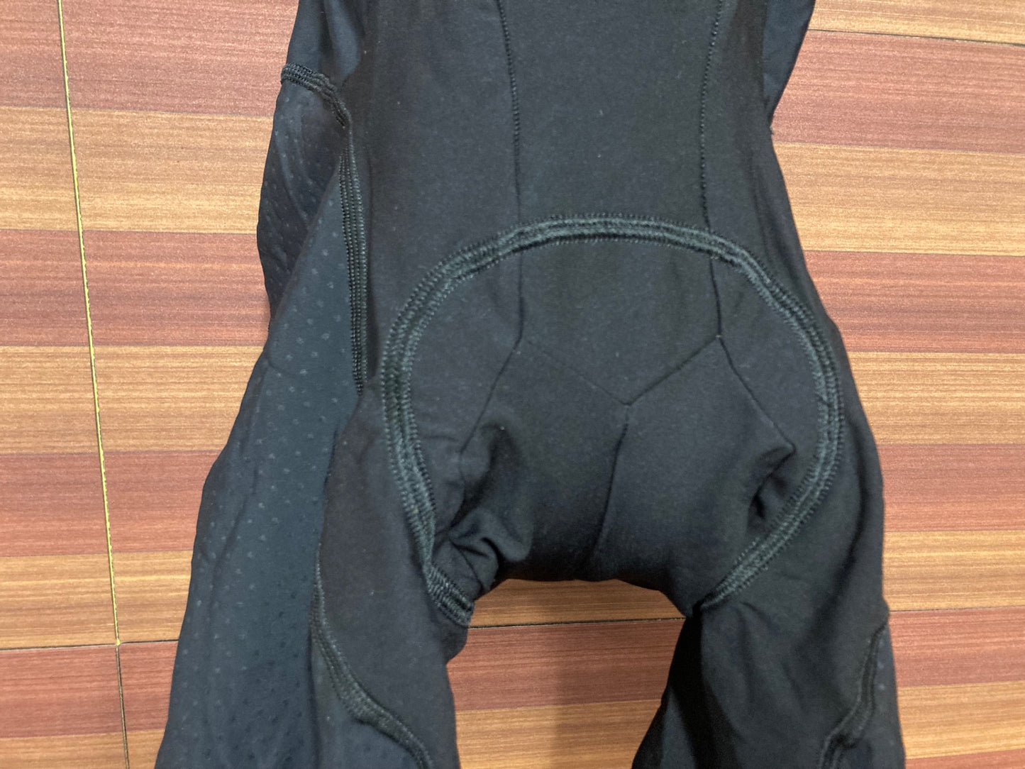 IS778 カステリ CASTELLI ロッソコルサ ROSSO CORSA ビブショーツ 黒 M