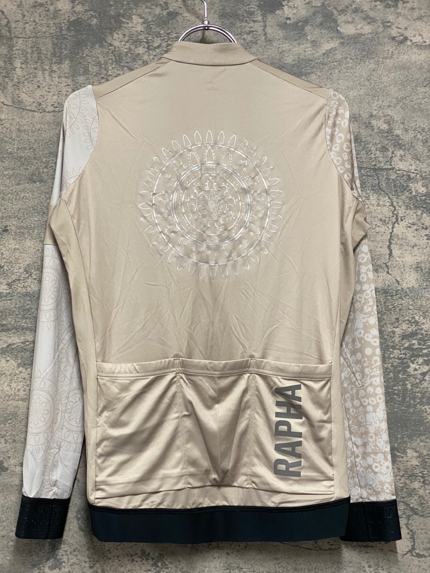 JC049 ラファ Rapha PRO TEAM LONG SLEEVE TRAINING JERSEY 長袖 サイクルジャージ ベージュ M Connect To Country