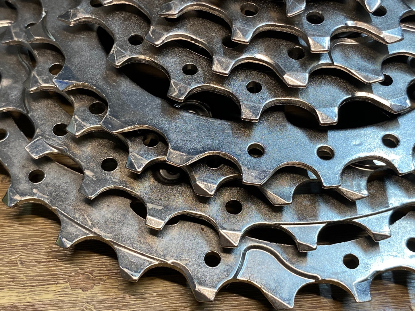 IV612 シマノ SHIMANO 105 CS-HG700-11 スプロケット 11-34T 11S