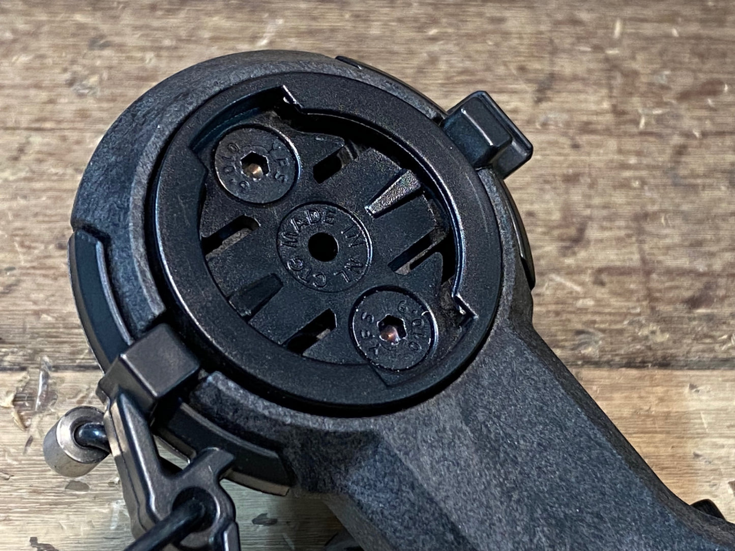 IN079 クロースザキャップ Close The Gap ハイドマイベル レースデイ ダイレクトマウント Hide My Bell racedy DM サイコンマウント ガーミン対応