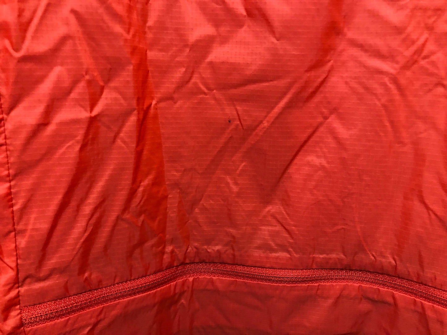 IR942 マヴィック MAVIC 長袖 ウィンドブレーカー 赤 O