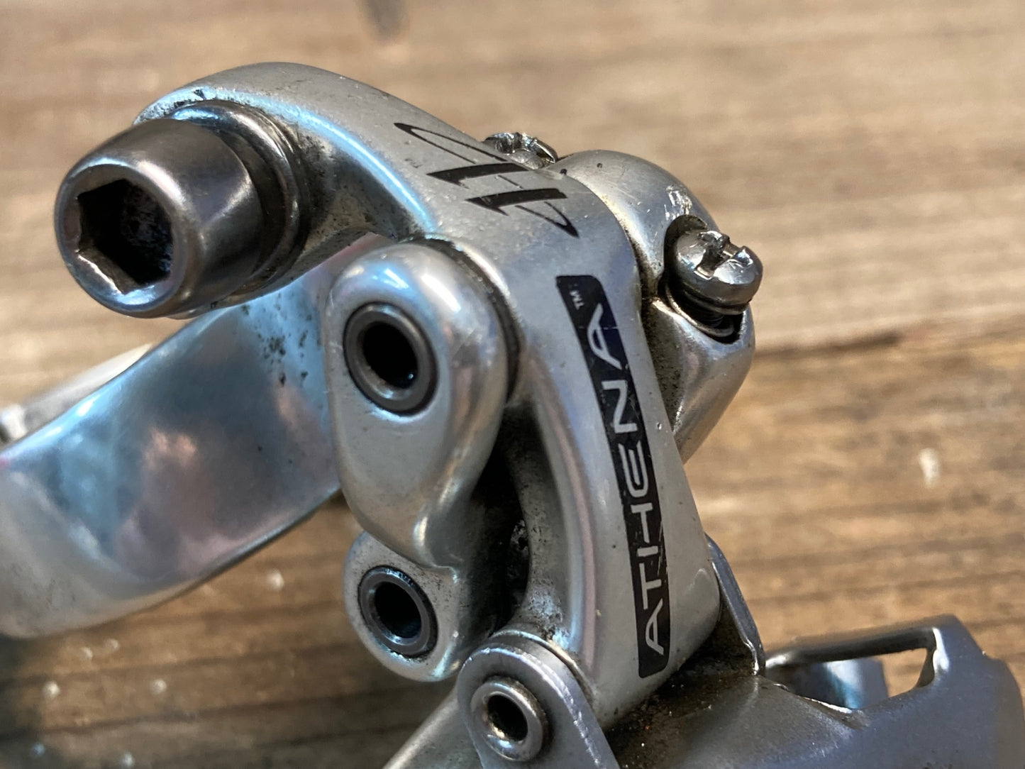 IO600 カンパニョーロ CAMPAGNOLO アテナ ATHENA フロントディレイラー シルバー バンド式 Φ35.0 2S