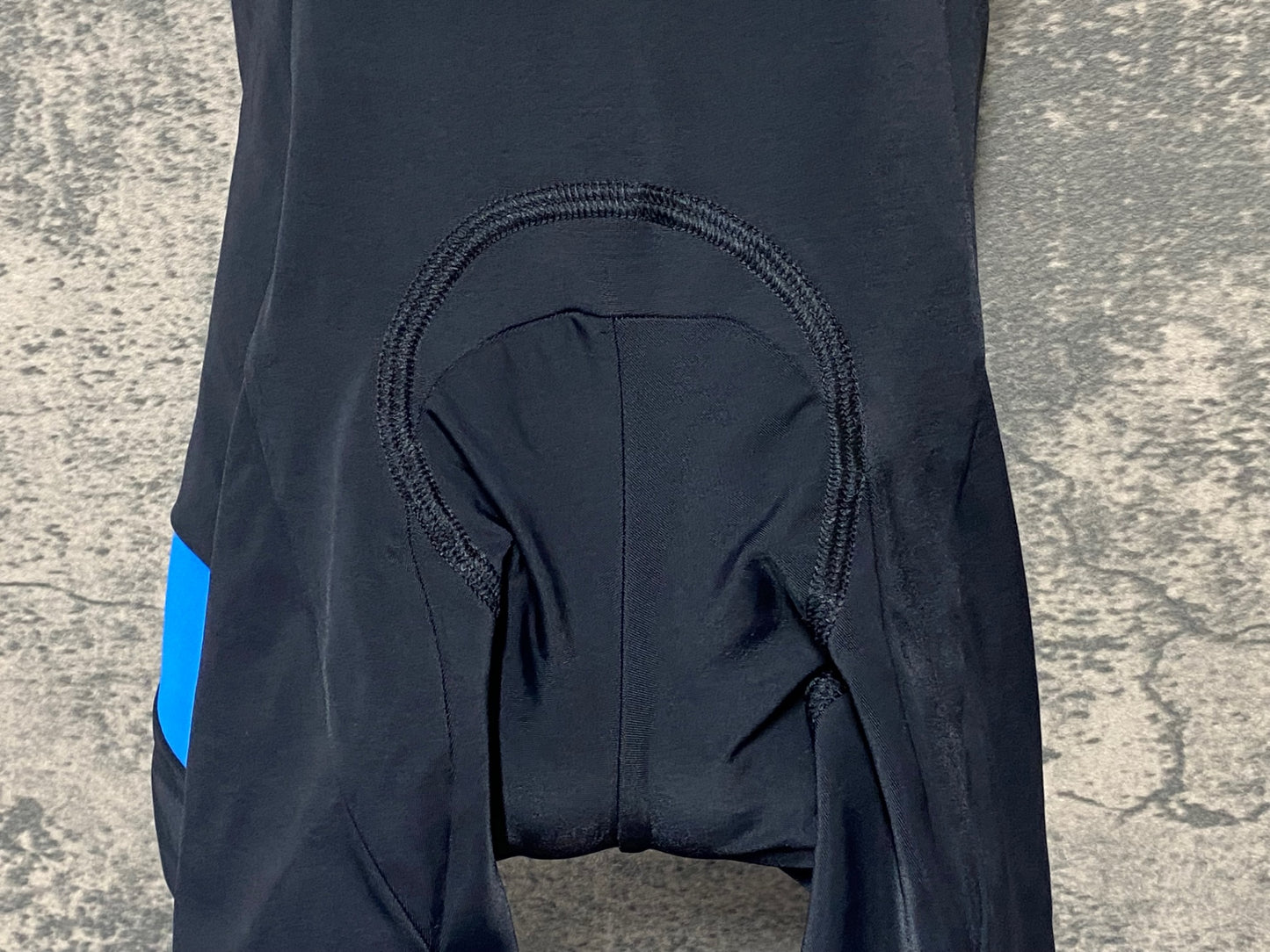 IZ353 カステリ CASTELLI ビブショーツ M ブルー