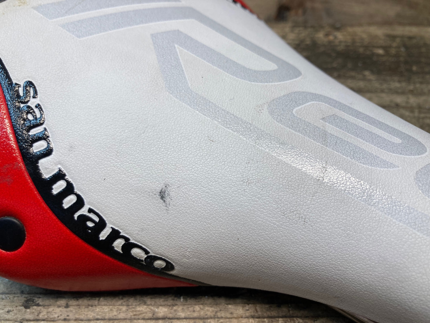 IX238 サンマルコ san marco リーガル Regal e 白赤 幅実測150mm XSiLITEレール