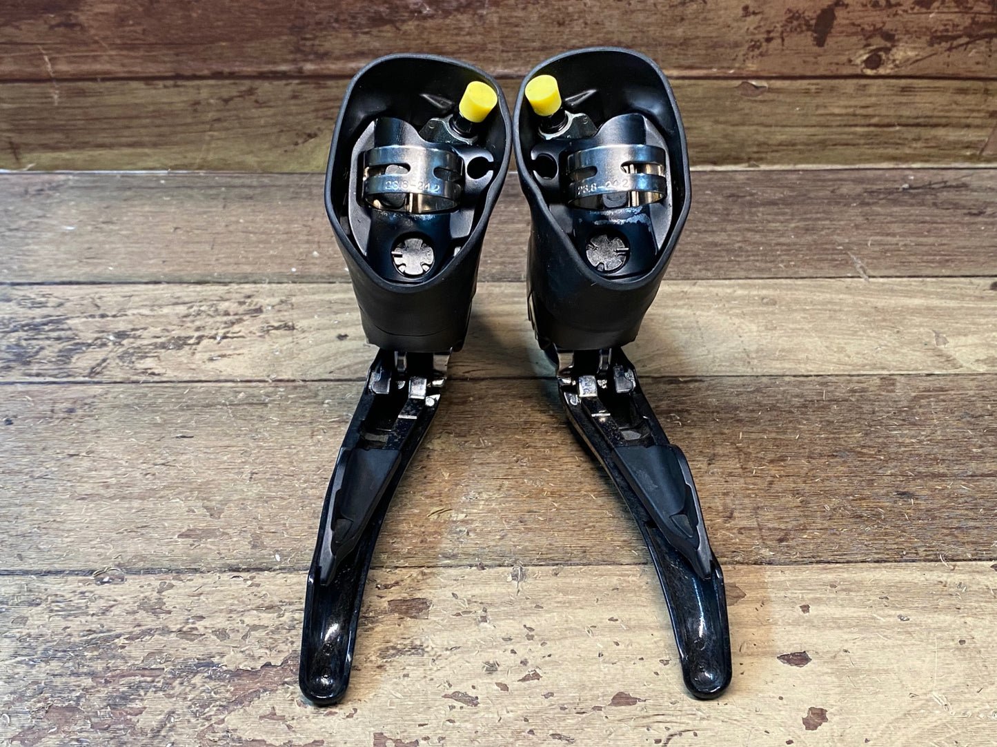 IM944 シマノ Shimano ST-RS685 油圧 STIレバー 2x11S