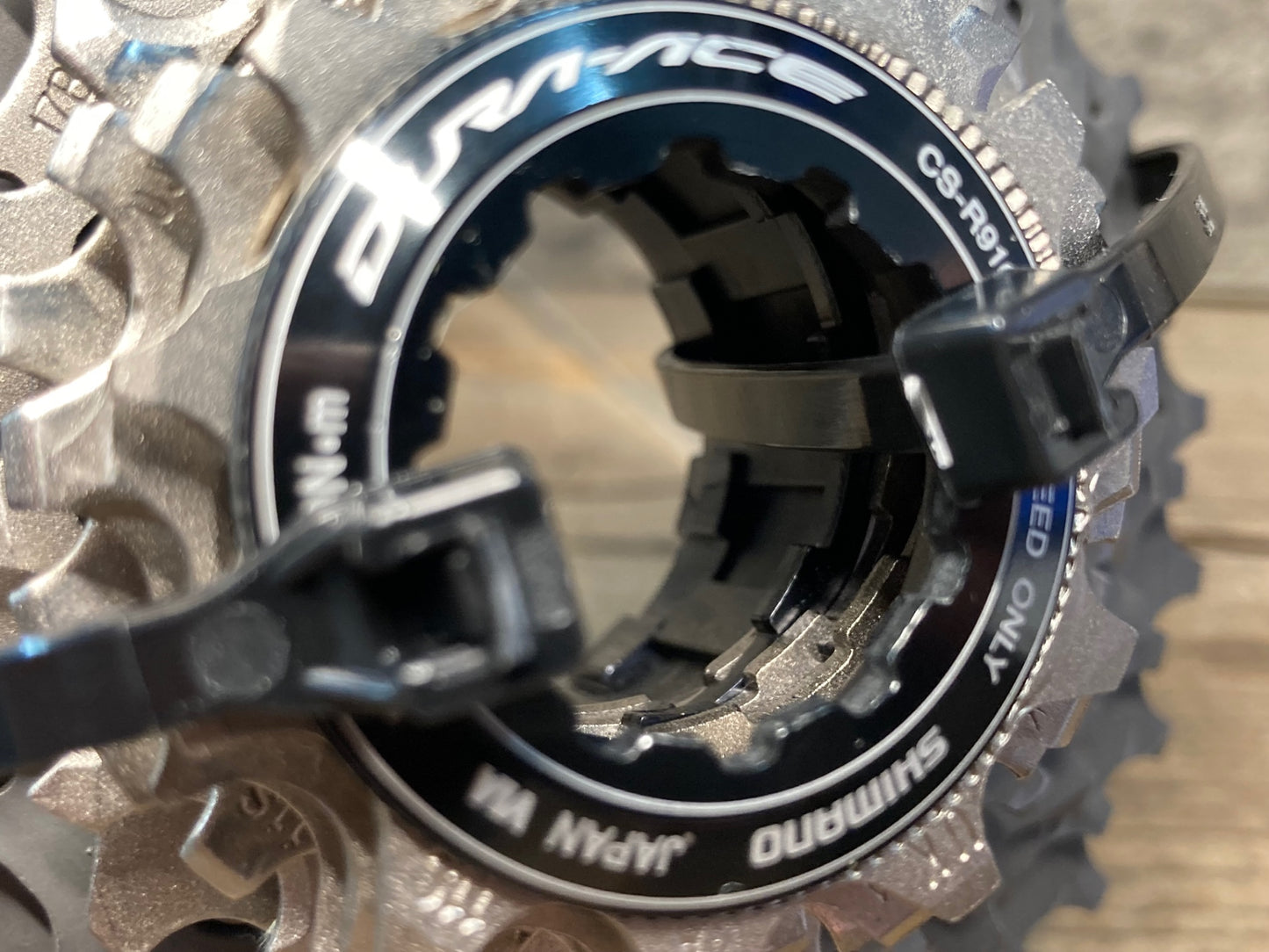 IN243 シマノ SHIMANO デュラエース DURA-ACE CS-R9100 スプロケット 11-30T 11S