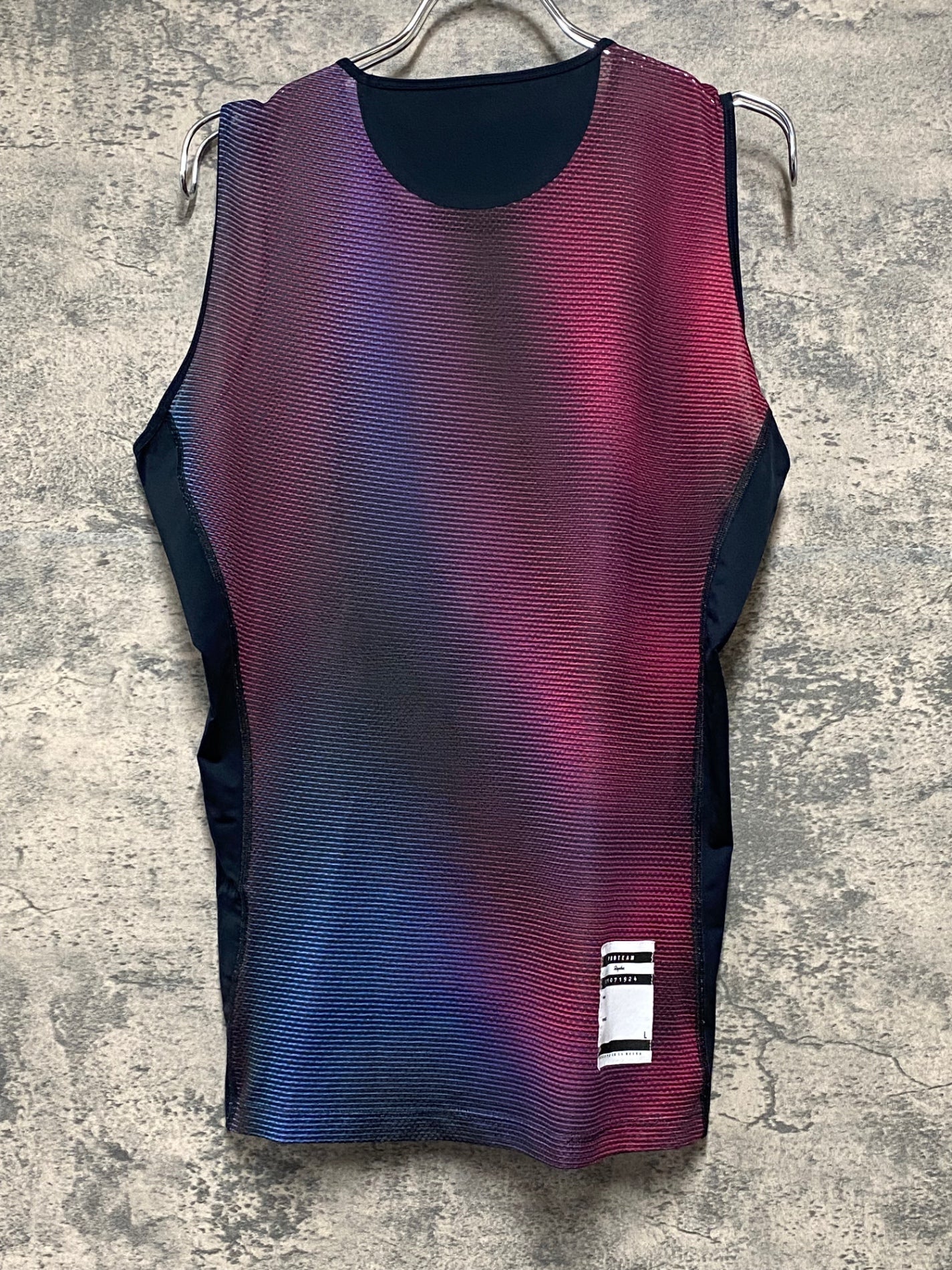 JB022 ラファ Rapha PRINT PRO TEAM BASE LAYER ノースリーブ ベースレイヤー 紫 L