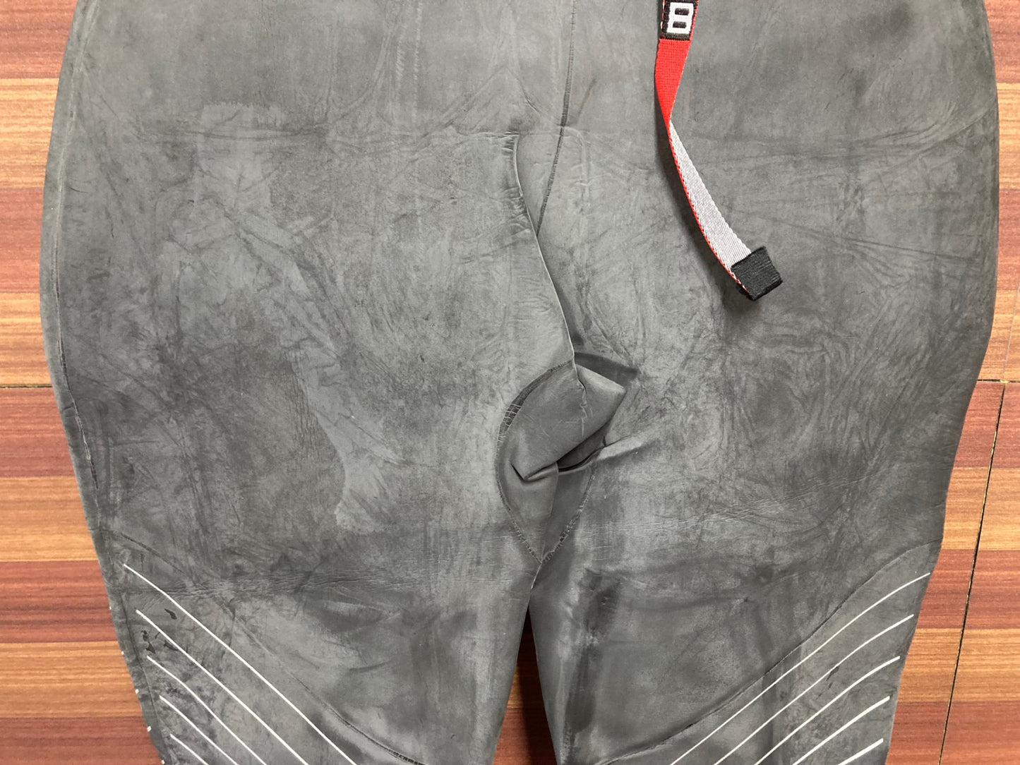 IQ189 フーブ HUUB ARAYA 3:3 トライアスロン ウェットスーツ 黒 レディース M