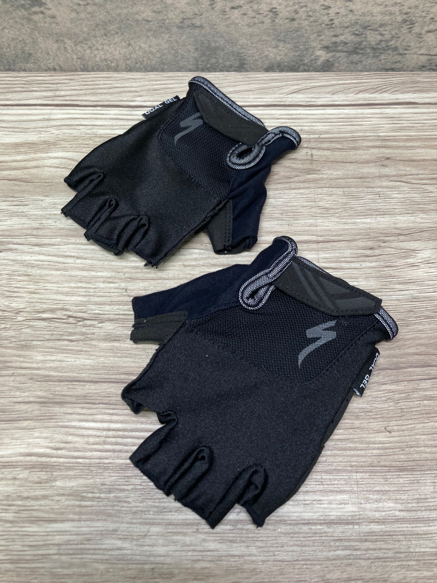 JA756 スペシャライズド SPECIALIZED 指切 グローブ 黒 S