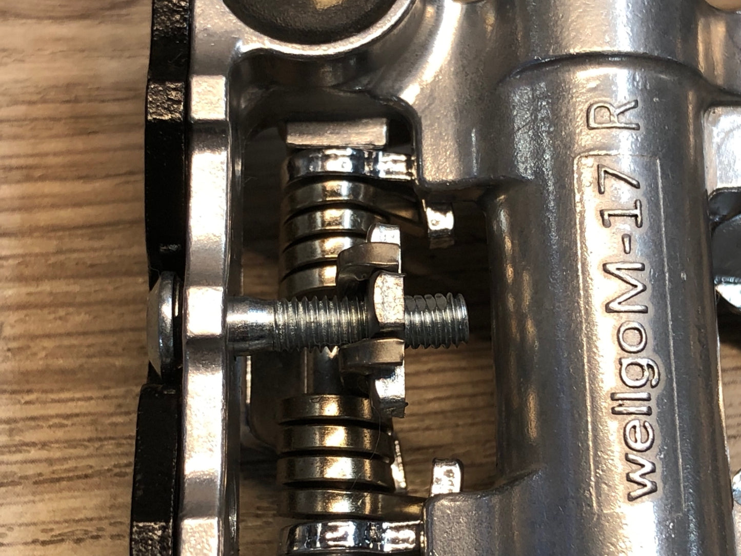 HX395 ウェルゴ Wellgo QRD-M17C ビンディングペダル SPD 片面フラット 着脱式