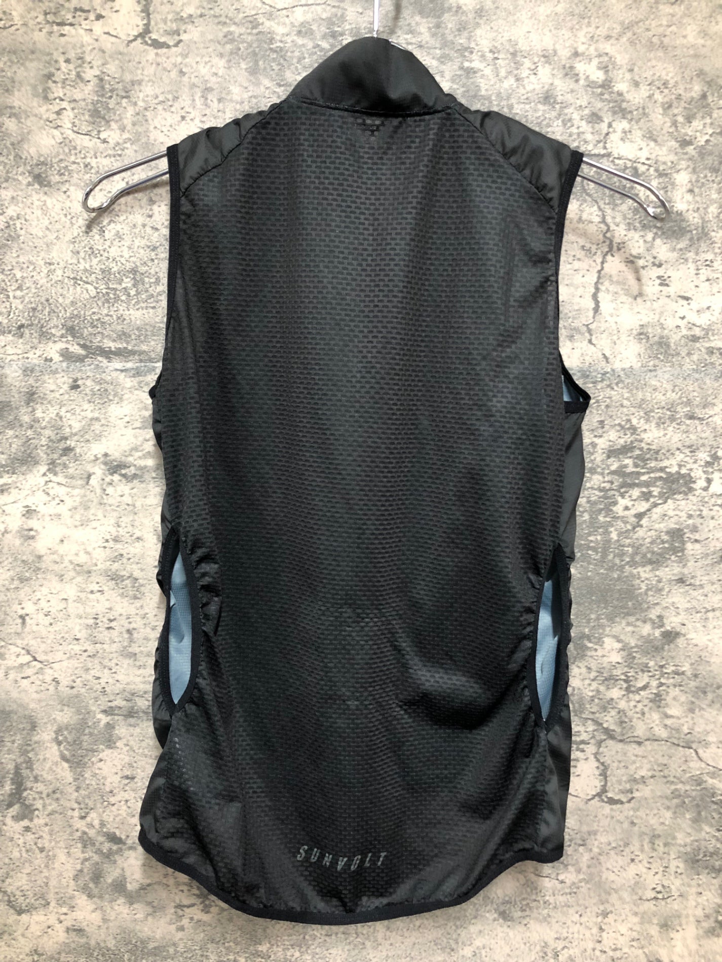 IZ888 サンボルト SUNVOLT ジレ サイクルベスト 黒 S