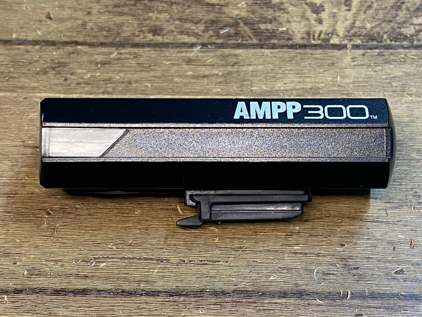 IZ014 キャットアイ CAT EYE アンプ AMPP300 フロントライト 黒