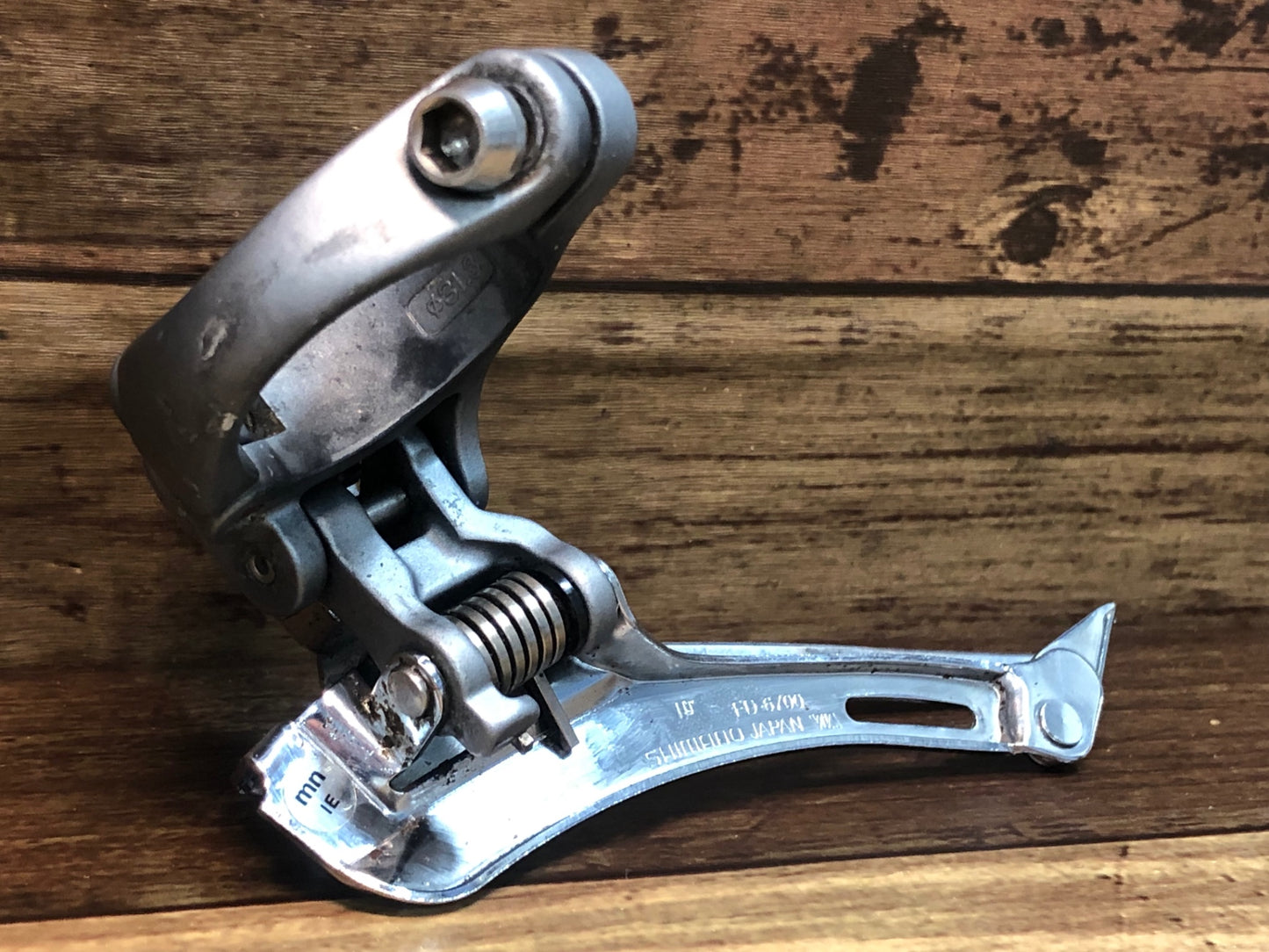 IM379 シマノ SHIMANO アルテグラ ULTEGRA  FD-6700 フロントディレイラー バンド式Φ31.8