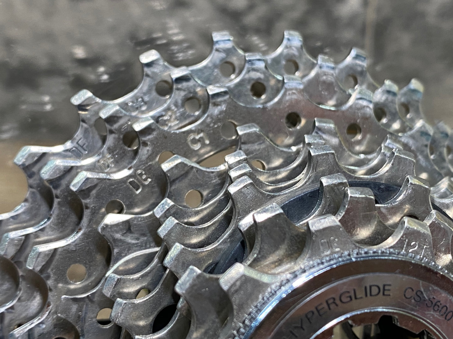 IQ331 シマノ SHIMANO 105 CS-5600 スプロケット 10s 12-25T