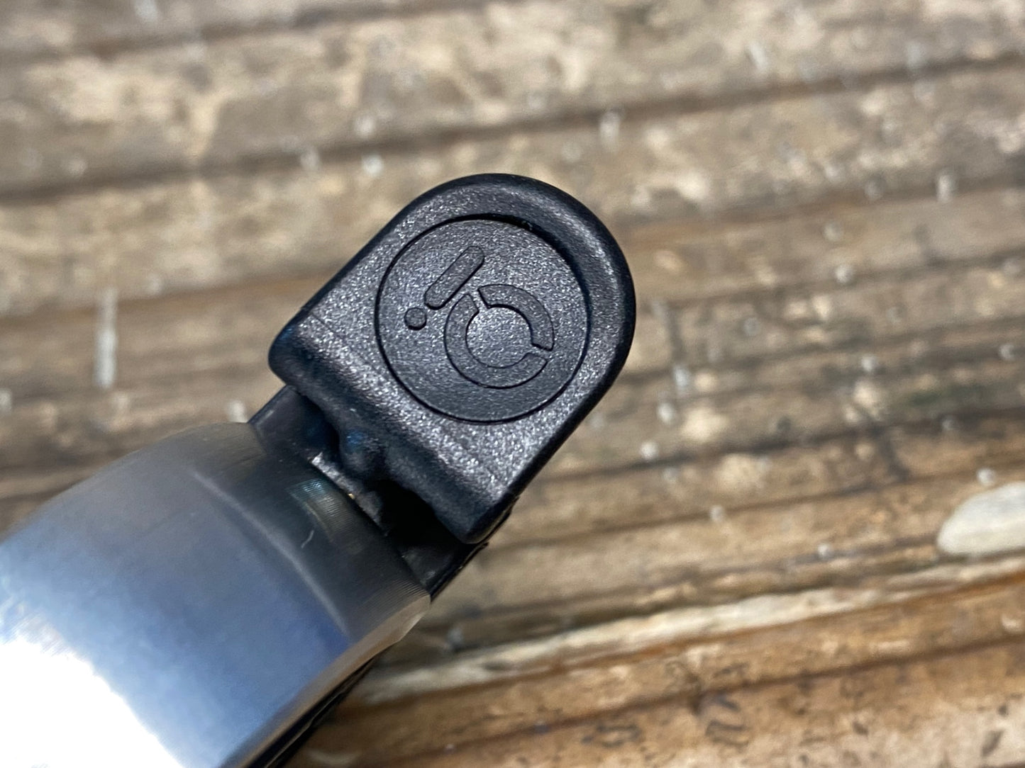 IR137 ノグ knog オイ Oi ベル Φ31.8 シルバー Φ22.2スペーサー付属