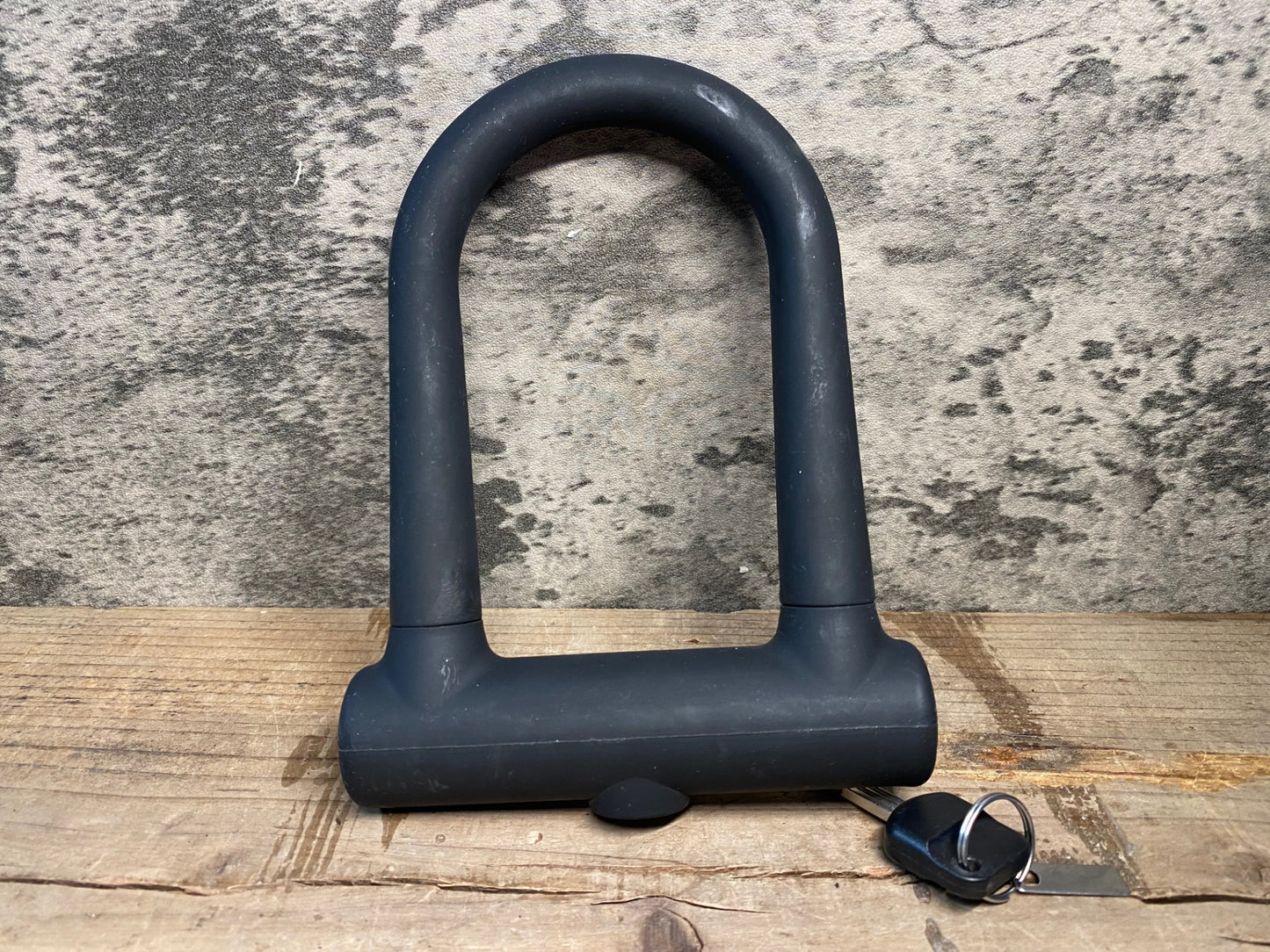 IX612 パナソニック Panasonic SAJ080 U字ロック サイクルロック 鍵 黒