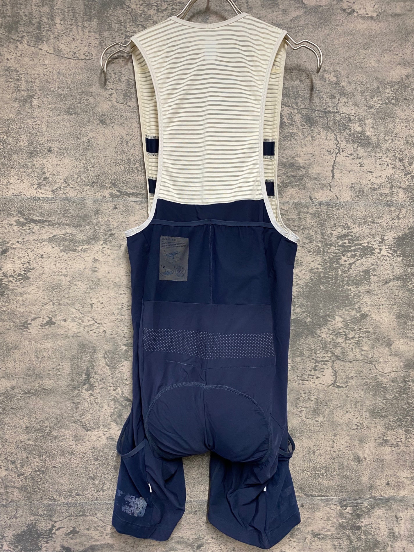 JD495 ラファ Rapha CARGO BIB SHORTS カーゴビブショーツ 白 濃紺 L