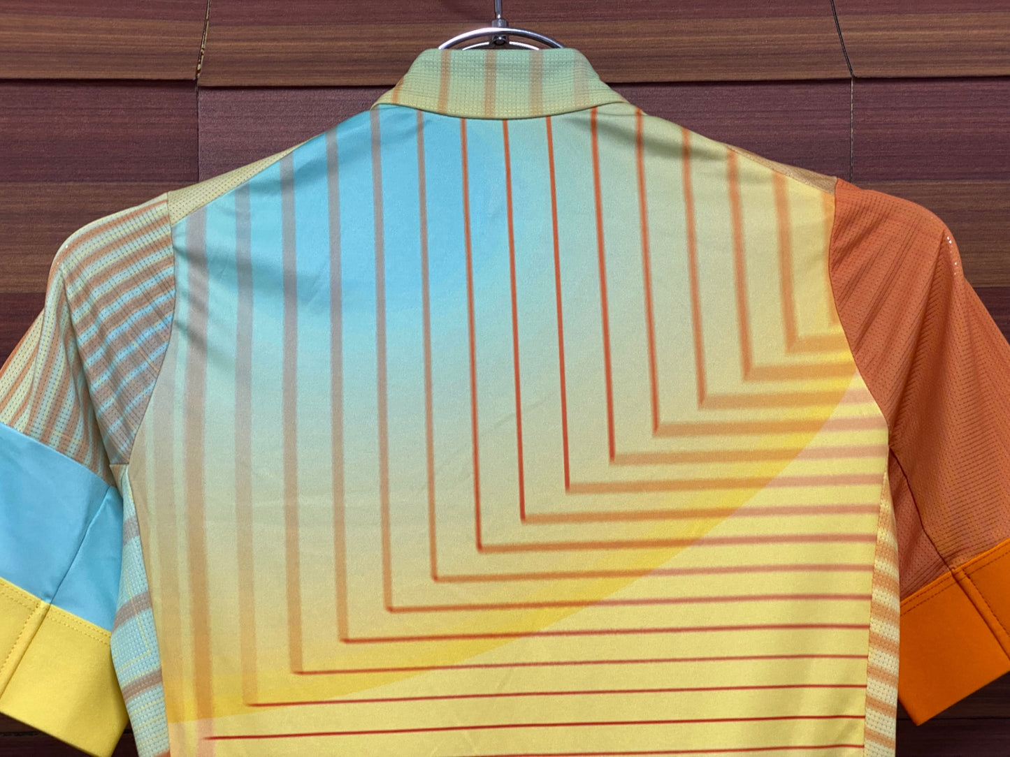 IU004 ラファ Rapha TUNNEL VISION W PT TRAINING JERSEY 半袖 サイクルジャージ 黄 総柄 XXS