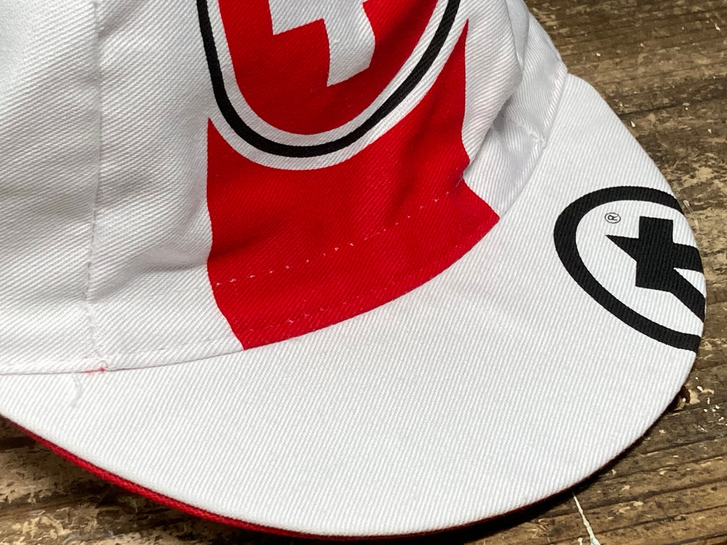 IZ070 アソス ASSOS SUISSE FED CAP サイクルキャップ スイス 赤 白 ワンサイズ