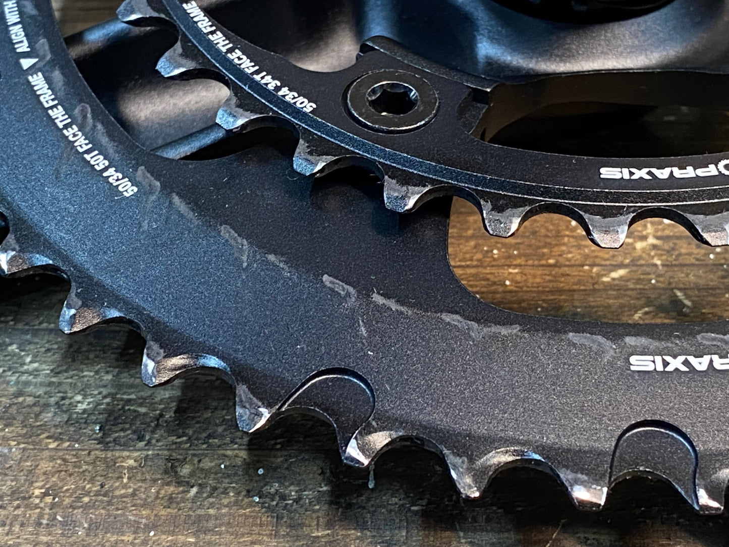 IU921 プラクシスワークス PRAXIS WORKS ALBA クランクセット 50/34T 165mm M30