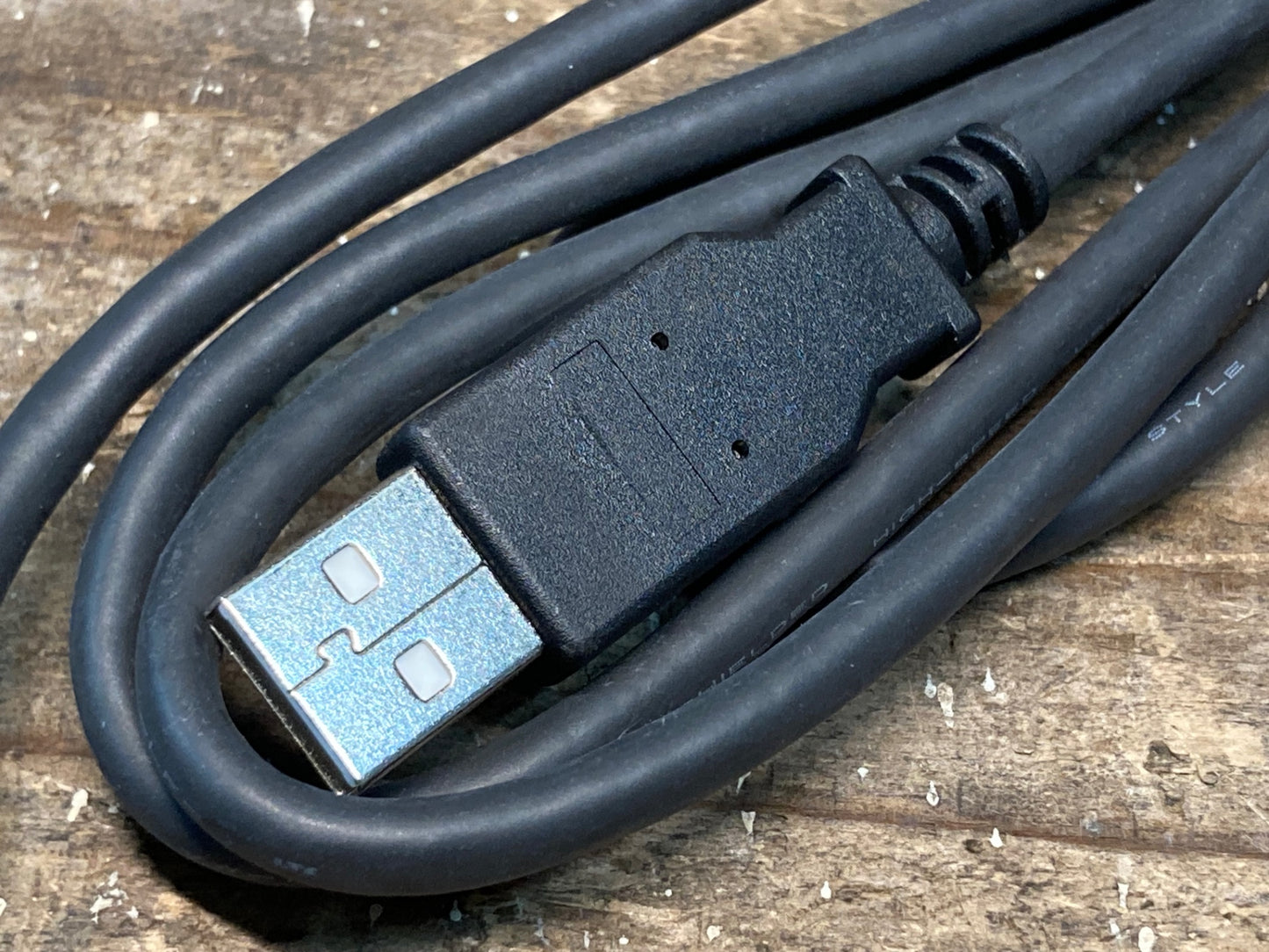 IQ094 シマノ SHIMANO EW-EC300 充電コネクター