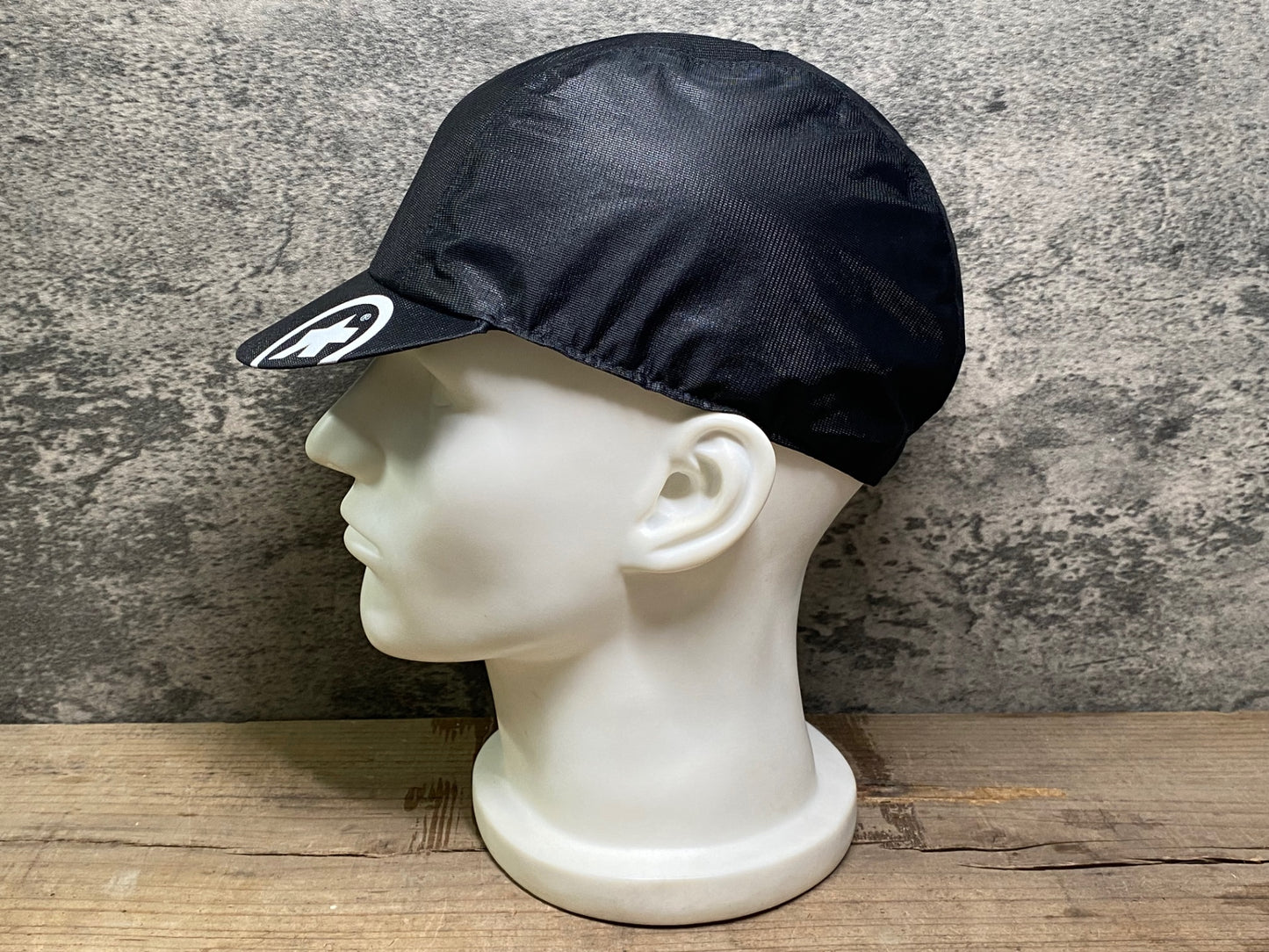 IW505 アソス Assos レインキャップ サイクルキャップ 黒 フリーサイズ