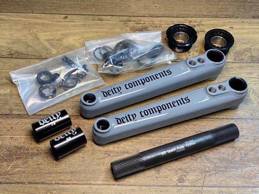 IV361 Deity components クランクアームセット 36 teeth axle 19m/m 153mm グレー