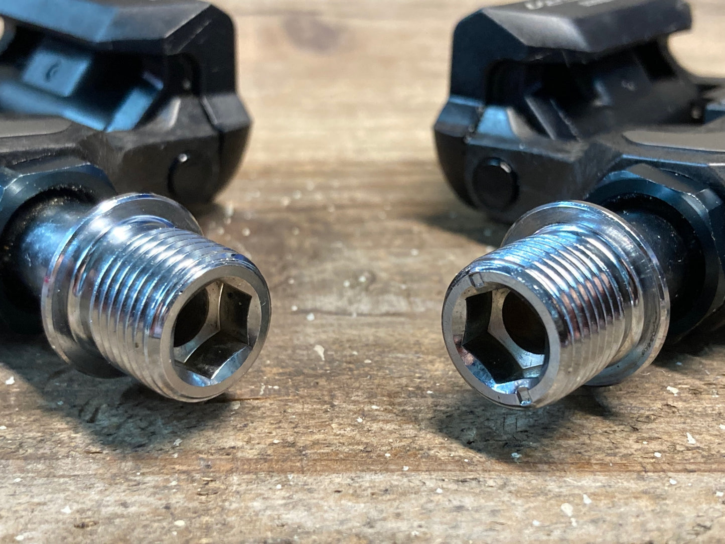 IN826 シマノ SHIMANO アルテグラ ULTEGRA ビンディングペダル PD-R8000 SPD-SL