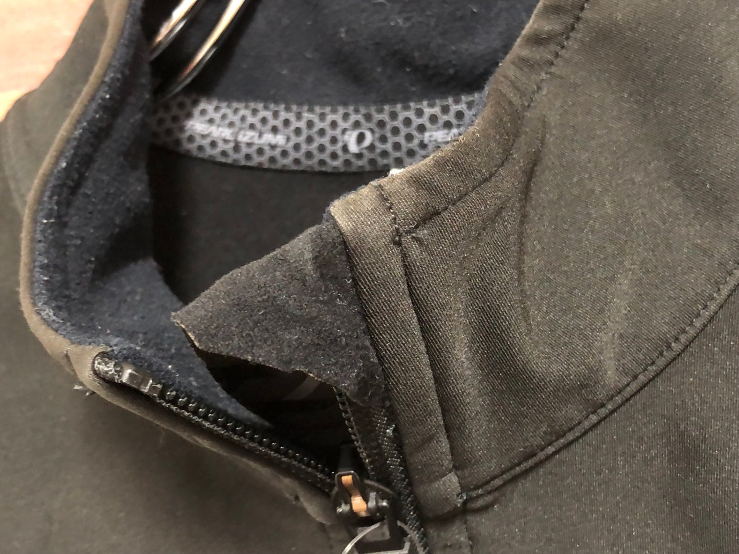 IP131 パールイズミ PEARL iZUMi 長袖 サイクルジャージ 黒 深緑 M