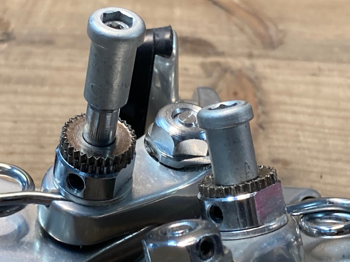 IL939 未使用 カンパニョーロ Campagnolo レコード RECORD キャリパーブレーキセット デュアルピボット8S世代