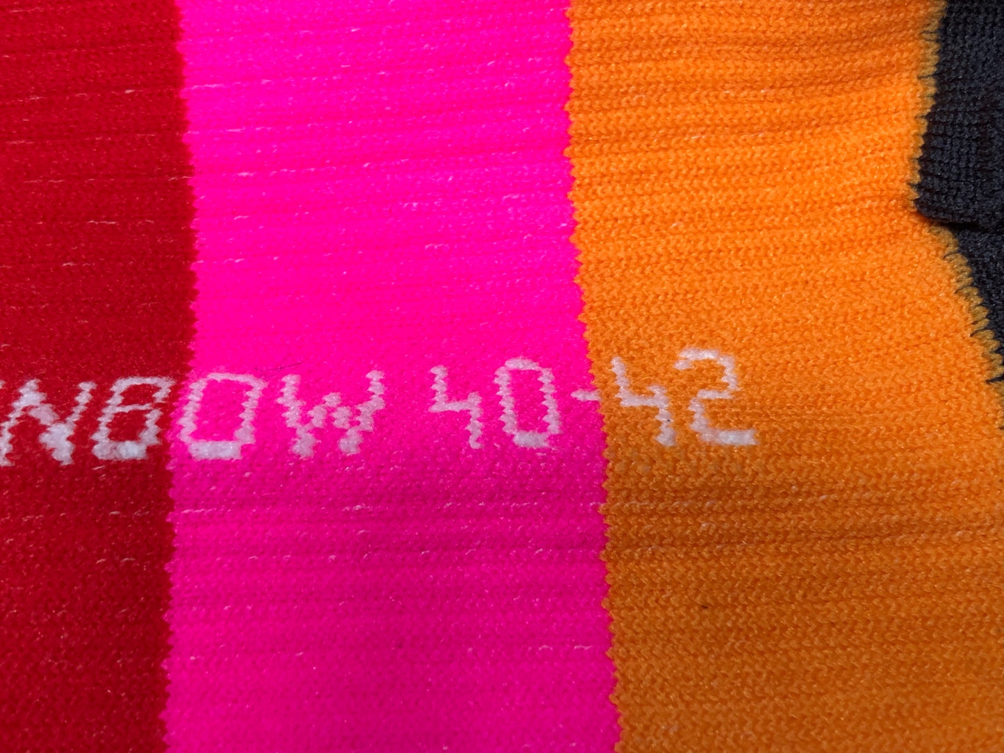 IO592 プッシュハード PUSH HARD ソックス レインボー 40-42