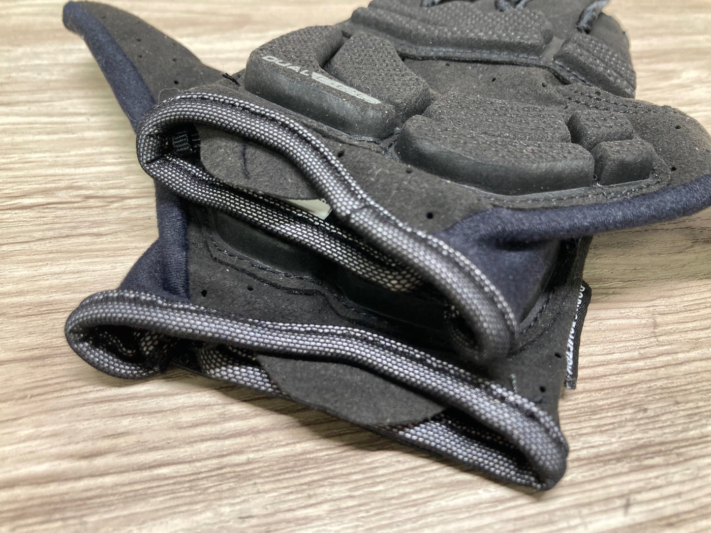 JA751 スペシャライズド SPECIALIZED 長指 グローブ 黒 S