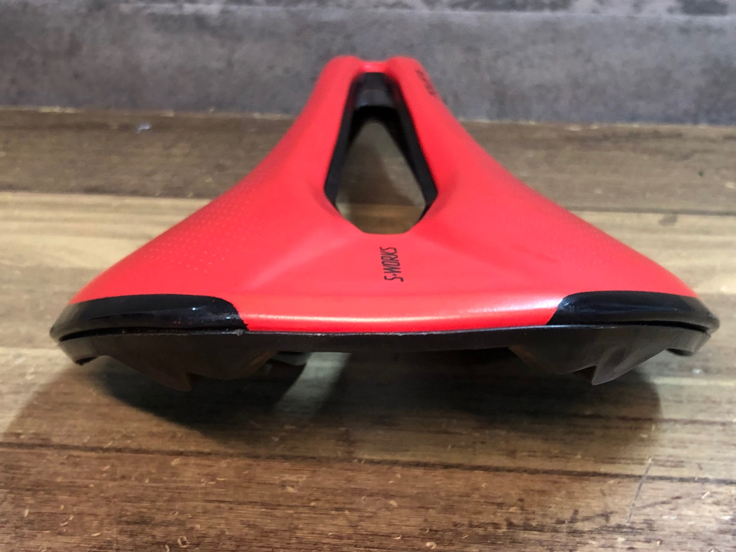 IX441 スペシャライズド SPECIALIZED S-WORKS パワー Power サドル カーボンレール 143㎜ 赤